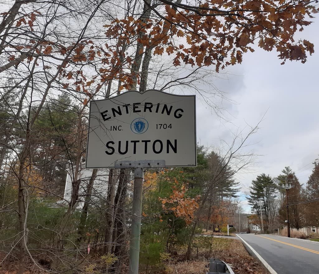 Thumbnail-For-Entrance Sign-Sutton-MA-By-Perpetual Dispensaries