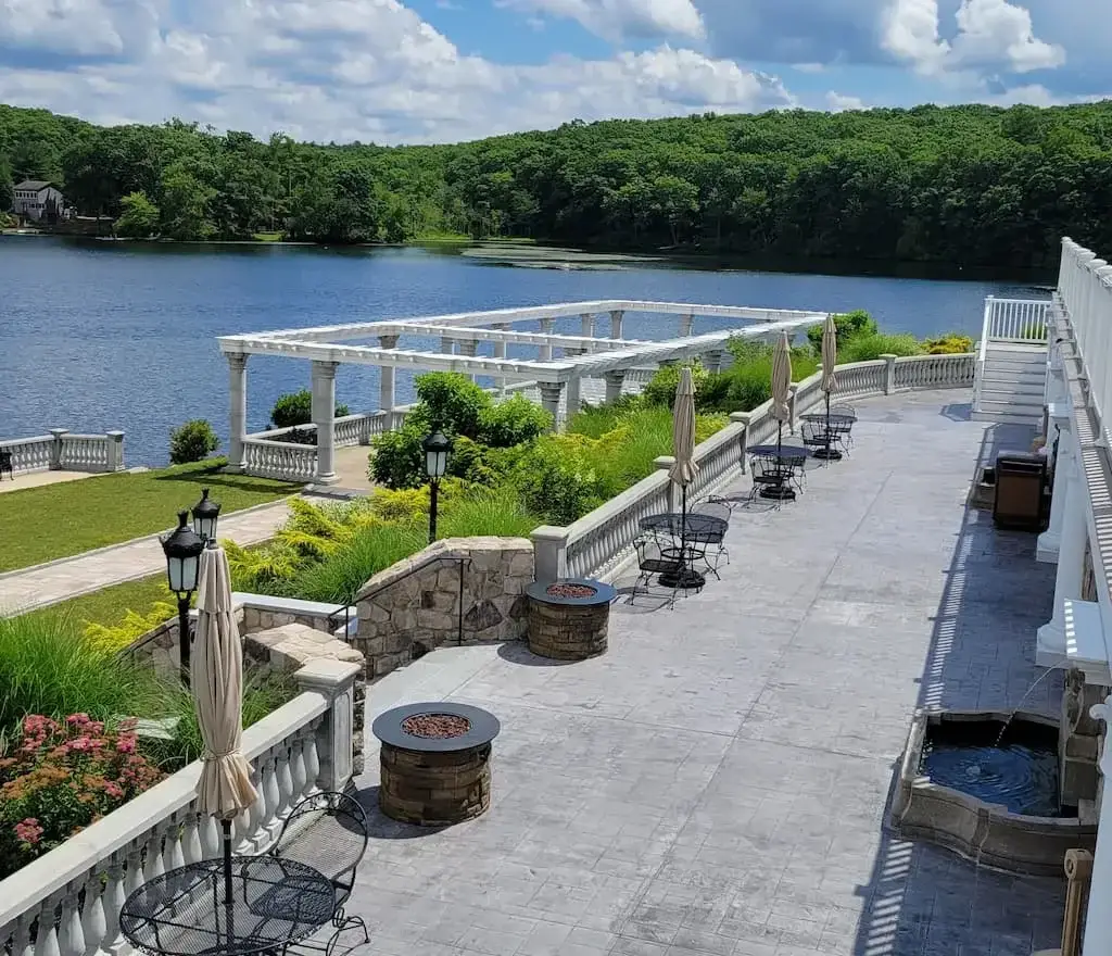 Thumbnail-For- Grand View - Mendon - MA - By - Perpetual Dispensaries